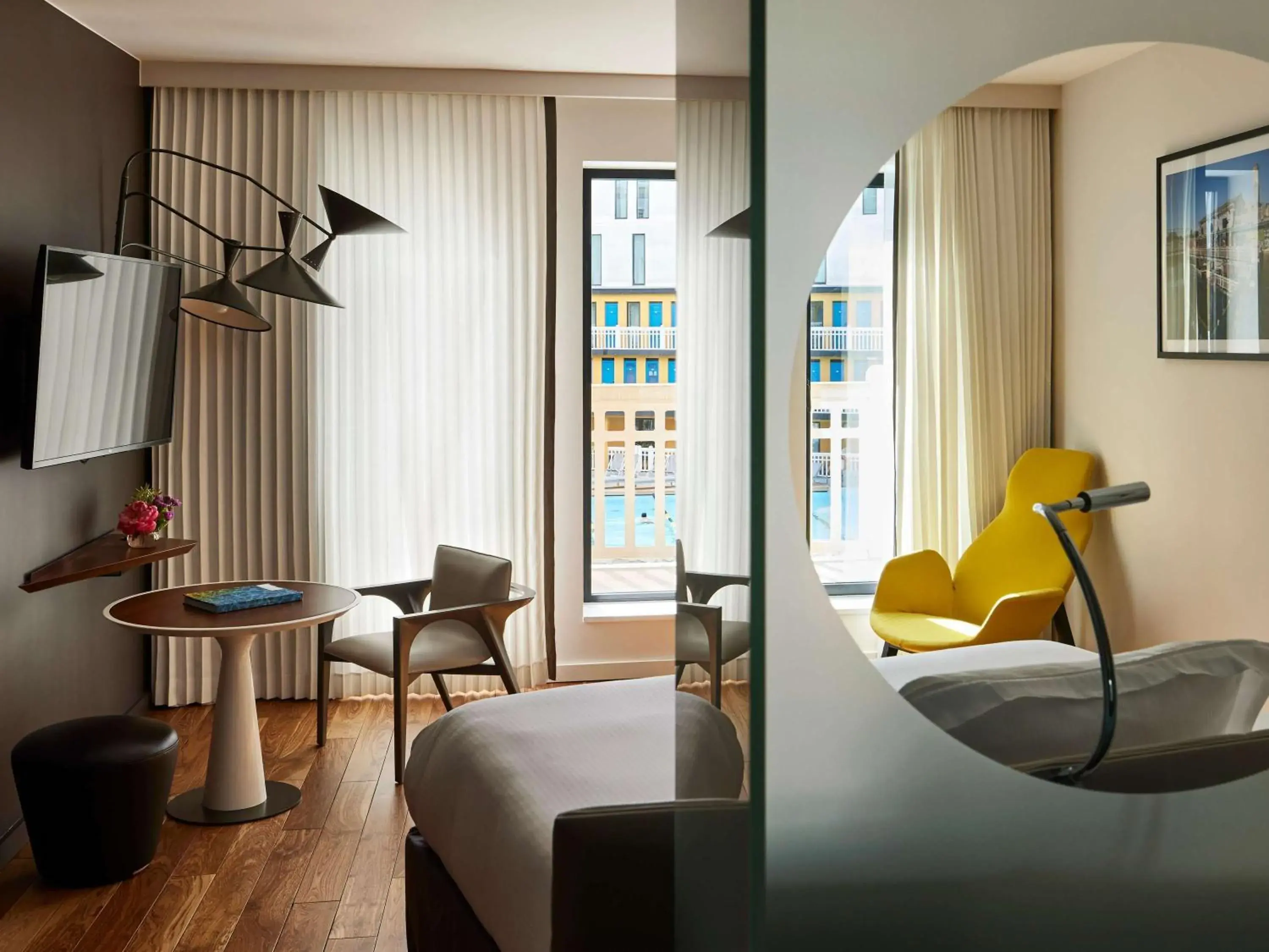 Bedroom in Molitor Hotel & Spa Paris - MGallery Collection